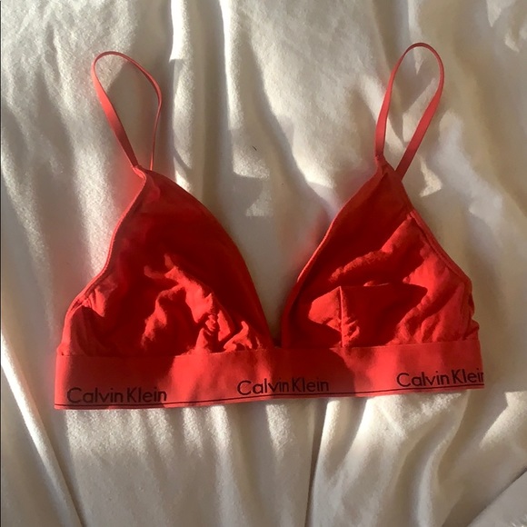 RED CALVIN KLEIN BRALETTE - Picture 1 of 6